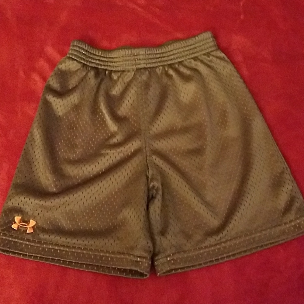 Boys 4t basketball shorts